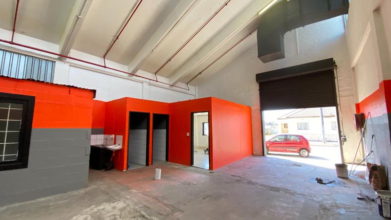 To Let commercial Property for Rent in Maitland Western Cape